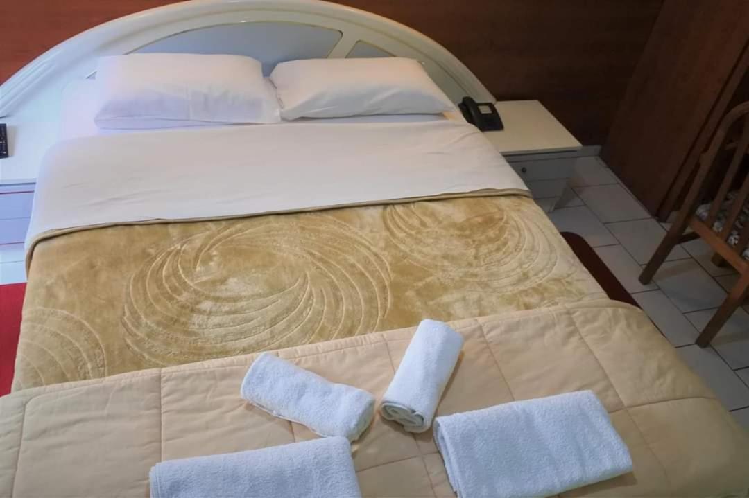 Hotel Elena Едеса Екстериор снимка