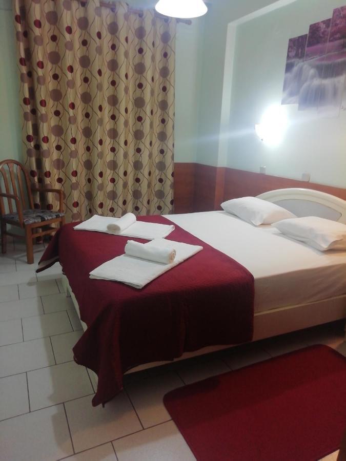Hotel Elena Едеса Екстериор снимка